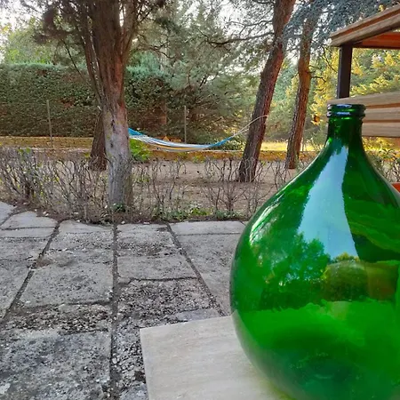 Nature, Memories And Garden Shower At Casa Del Castello Castel Del Monte (Apulia)